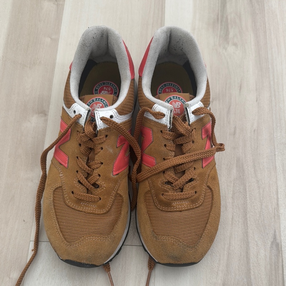 New Balance Tan and Red Sneakers